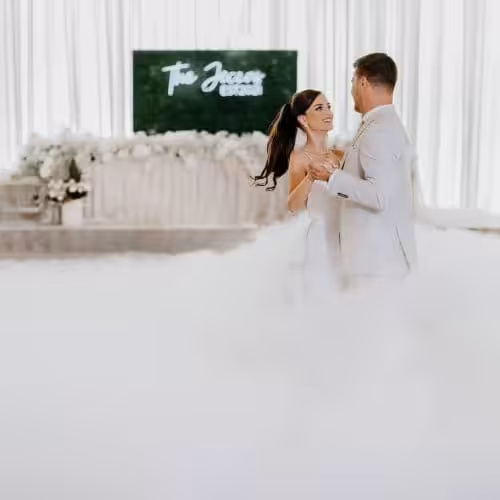 the island targu mures locatie eveniemente nunta