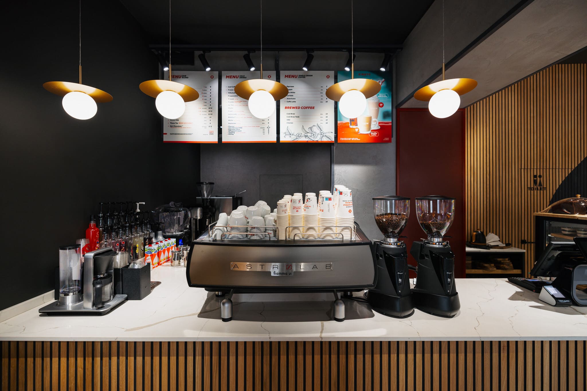 Zireto Caffe - Deschidere Flagship Store Bistrița 7 zireto caffe deschidere flagship store bistrita 6