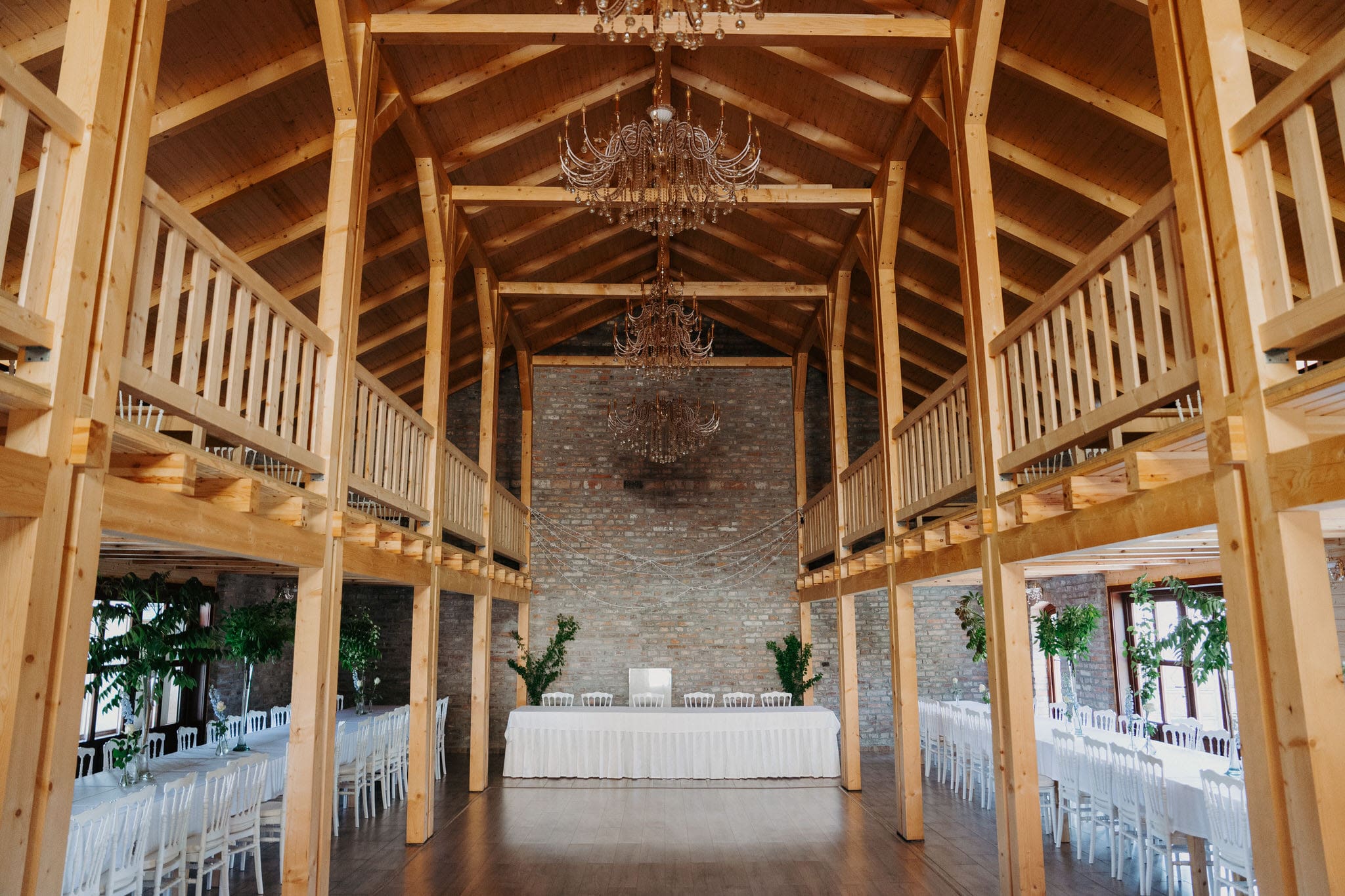 Hambar de Nuntă Mureș – Castelul Haller