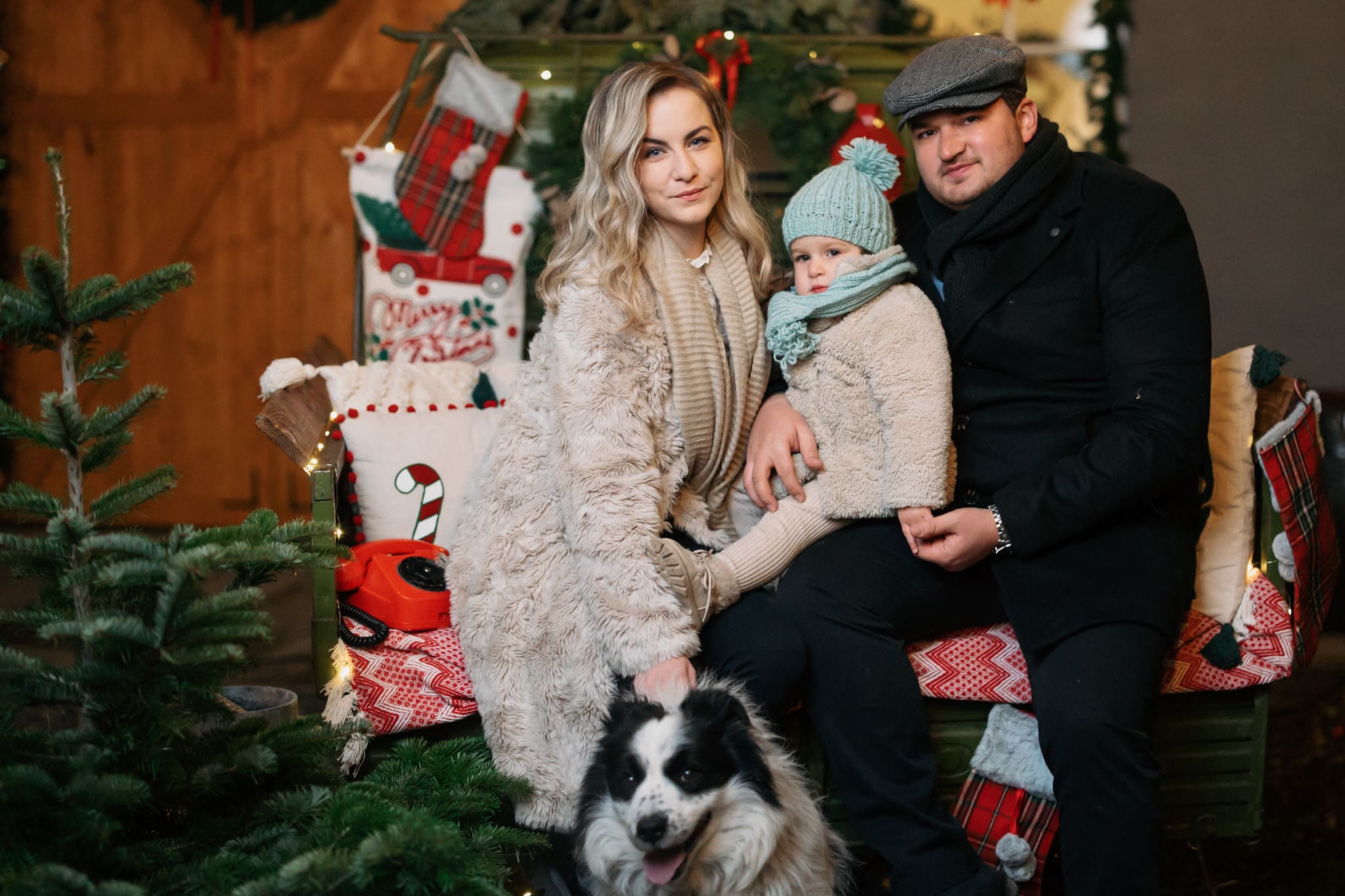 Ședință foto de Crăciun la Studio cu familia - Târgu Mureș 18 fotografii craciun cuplu studio foto mures 1