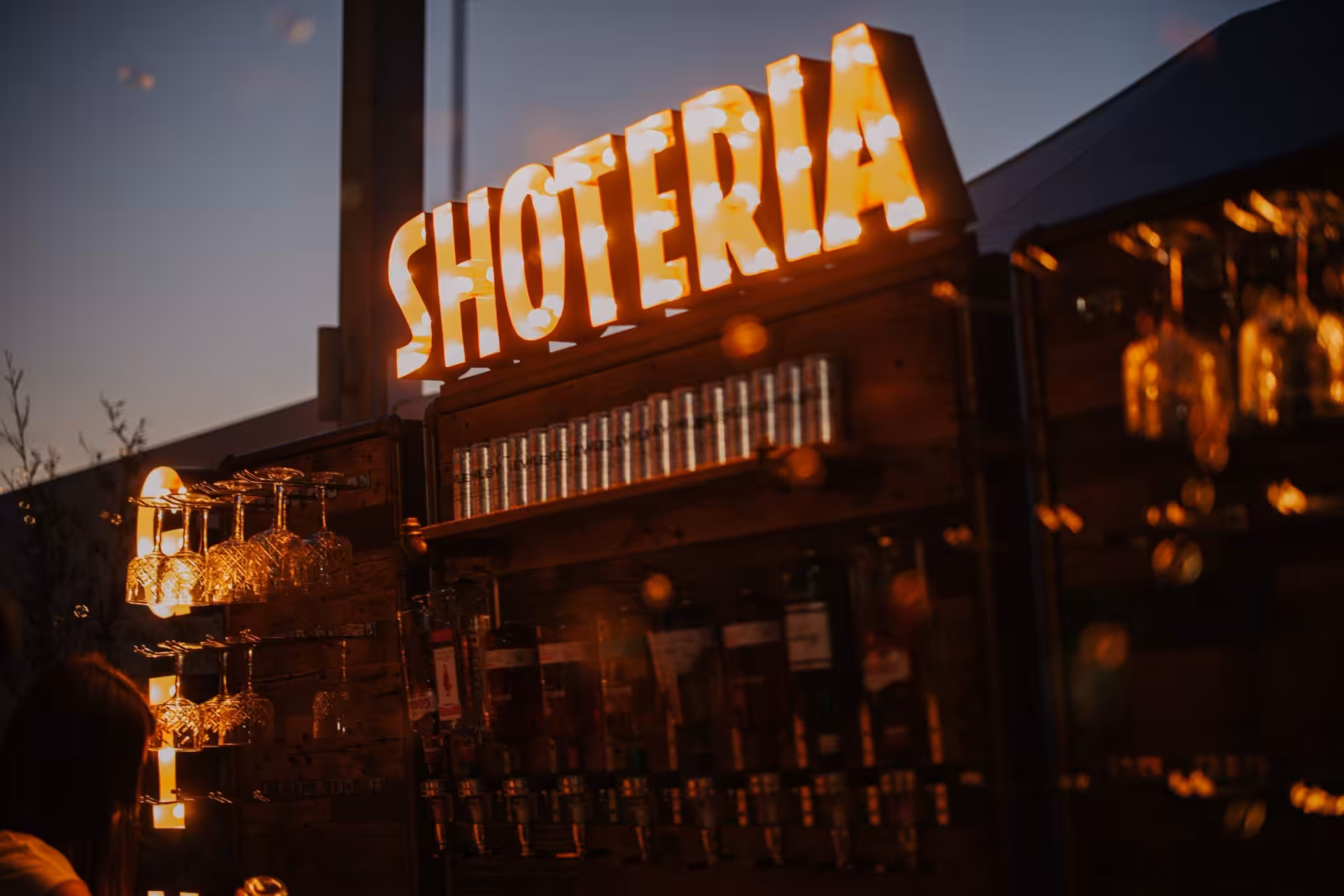 Lupa to eskuvo fotok budapest hungary x