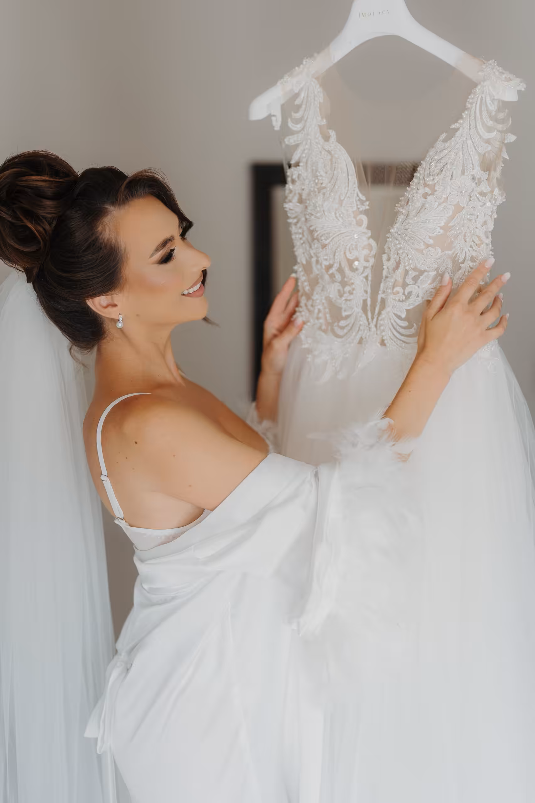 Fotograf sedinta foto boudoir portrete de mireasa feminitate